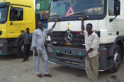 Nigeria's Dangote Group made a shocking disclosure that PhD and MBA Holders were among over 13,000 applicants who applied for the recent Graduate Executive Truck Driver in his company. (File Photo)