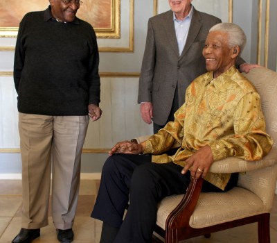 Mandela Reunites with The Elders