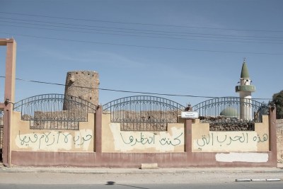 Graffiti reads: 
