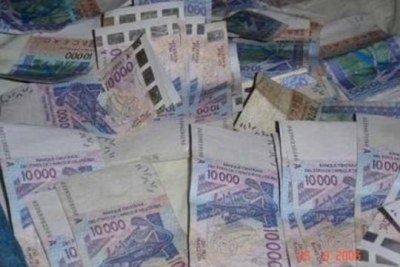 Des billets de banques en franc CFA