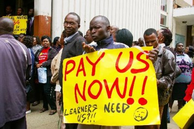 Kenyan teachers demonstrate in after the government failed to honour 1997 agreement (file photo).