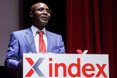 Rafael Marques de Morais receives an award for his human rights activism.