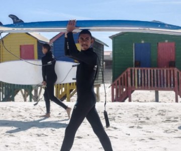 Surfing Helps South African Youth at Risk