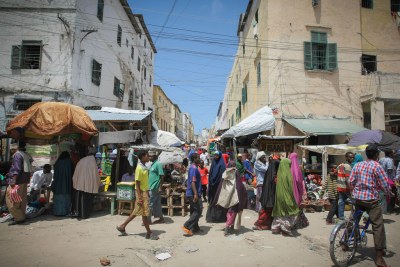 A busy street in Mogadishu (file photo).