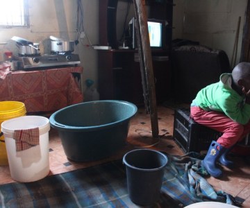 Lull in the Storm - Capetonians Pick Up the Pieces
