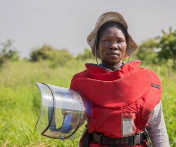South Sudan's Deminers Brave Danger to Change Their Children's Future