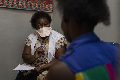 A consultation with an HIV-positive patient, the first day of the full re-opening of MSF’s HIV programme in the Munhava health centre after Cyclone Idai struck Beira.