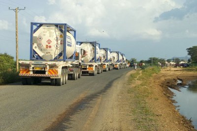 Oil trucks (file photo).