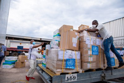 A solidarity flight from Addis Ababa to Brazzaville delivers supplies for the flight against Covid-19.