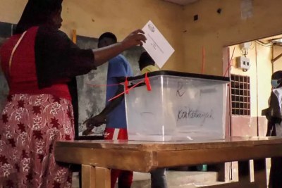 Voting at Camayenne, Guinea.
