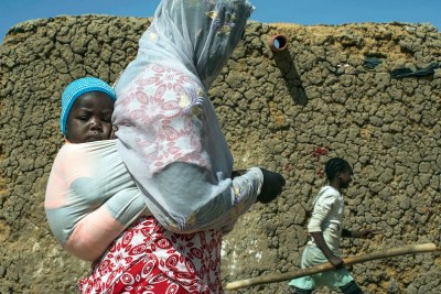 Internally displaced people in a village in Mali's Mopti area.