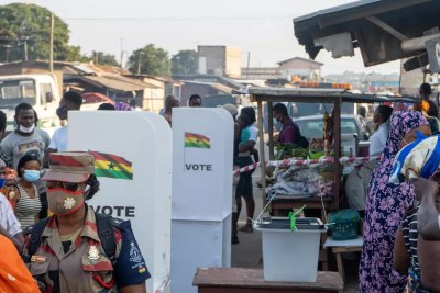 Voting was calm in Nima, an opposition-friendly Accra district, in the presidential and legislative elections on Monday, December 7 in Ghana.
