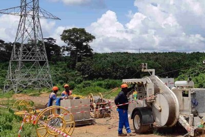 L’initiative « Desert to Power » (D2P) vise à produire dix gigawatts d’énergie afin de fournir de l’électricité à 250 millions de personnes d’ici à 2025, dont au moins 90 millions de personnes qui seront connectées au réseau électrique pour la première fois.