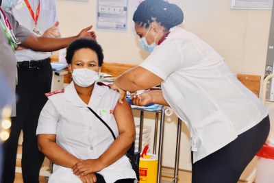 Nurse Zoliswa Gidi-Dyosi, the first healthcare worker in South Africa to receive the Johnson & Johnson Covid-19 vaccine (file photo).