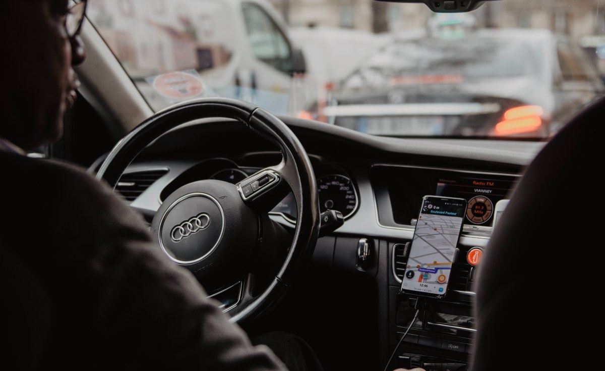 South Africa: Cape Town E-Hailing Drivers Struggle for Licenses - South African News Briefs - March 31, 2025