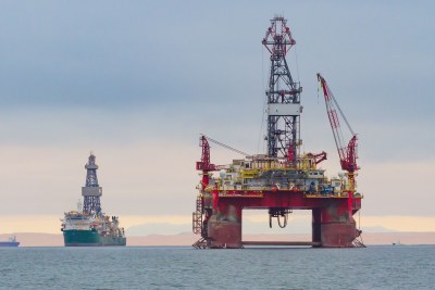 Oil drilling platform at Walvis Bay, Namibia (file photo).