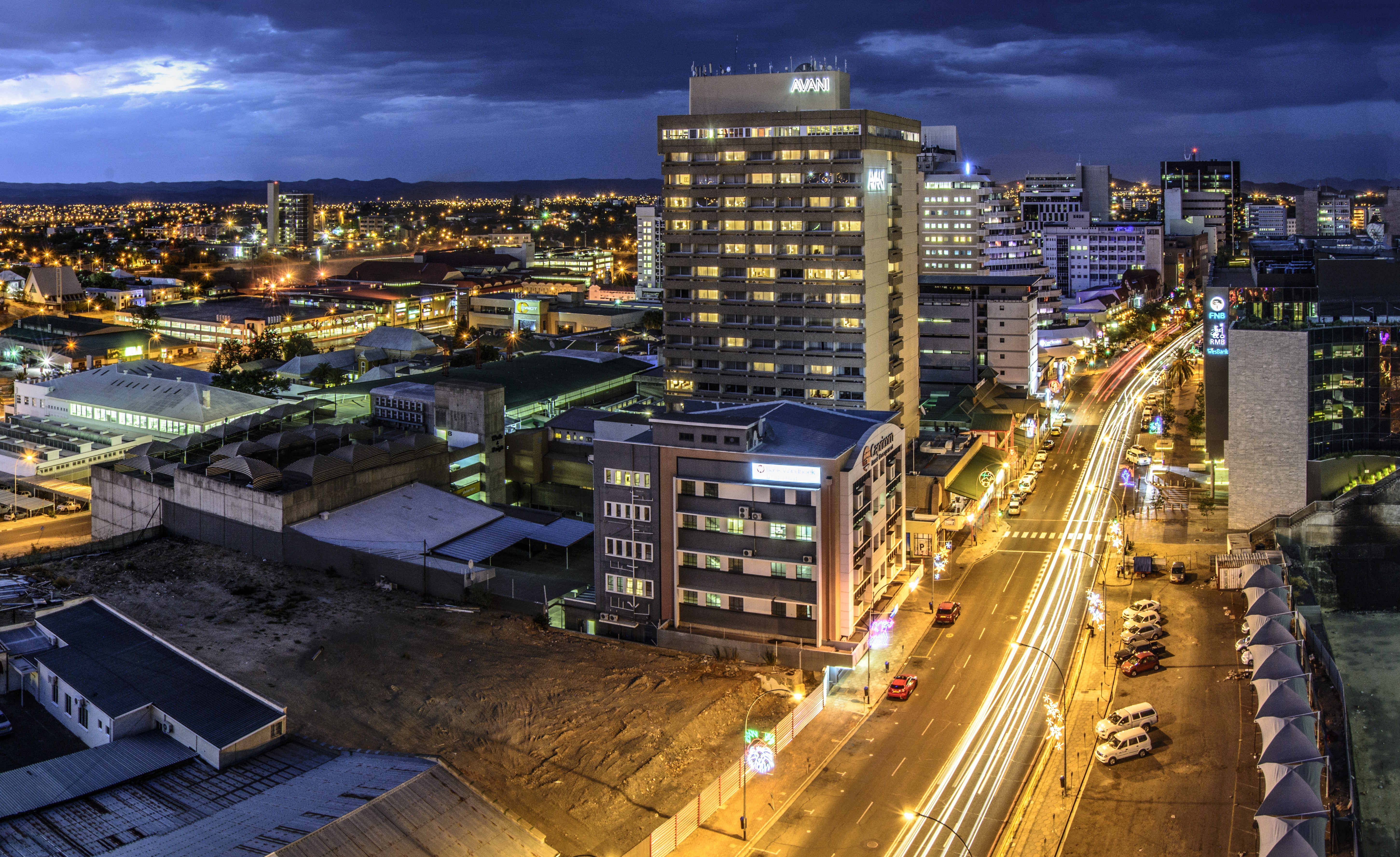 <b><a href="https://allafrica.com/view/resource/main/main/id/00130862.html">DESTINATION NAMIBIA: FACT SHEET</a></b>