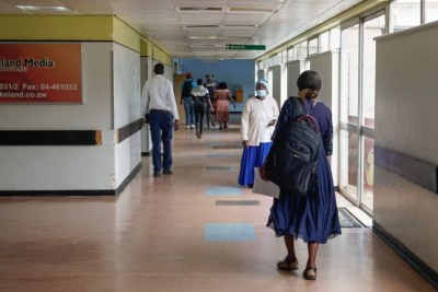The hallway of a public hospital in Harare (file photo).