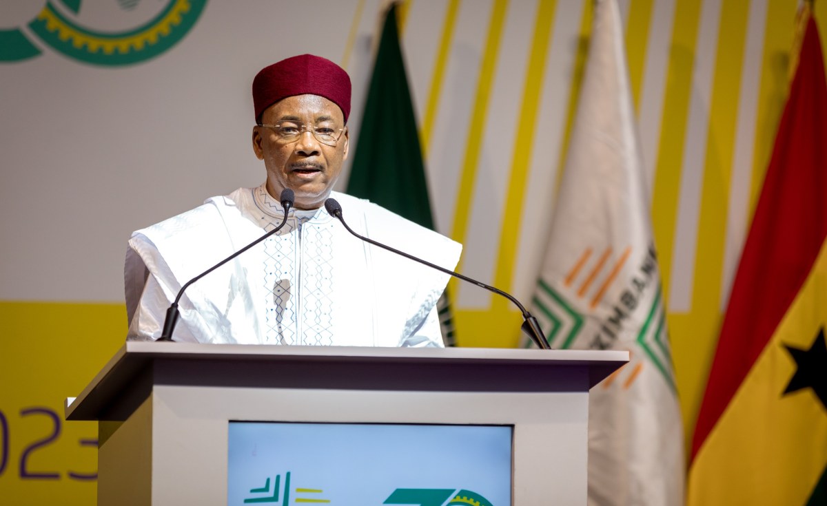 Niger: Niger Frees Dozens Detained After Coup Including Historical Top Officials thumbnail