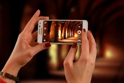 Mobile apps have changed our travels and are sure to continue doing so. As technology like artificial intelligence and virtual reality continue to advance, we can expect to see more latest trends that make it easier for us to enjoy traveling on our own terms
