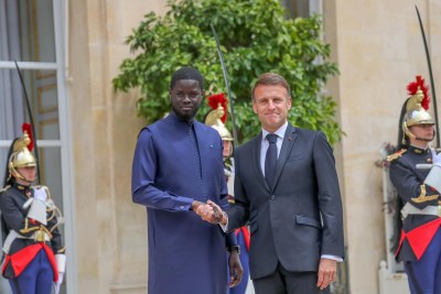 The President of the Republic of Senegal Bassirou Diomaye Faye and his French counterpart Emmanuel Macron (file photo)