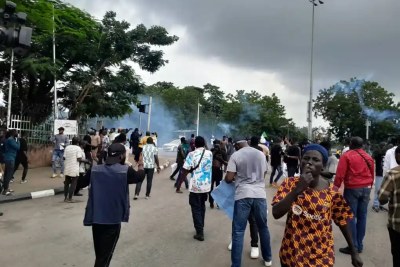 Police are firing teargas canisters at the protesters as they (protesters) arrive at the Federal Secretariat near Eagles Square.