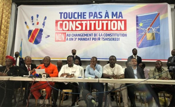 20 ans après, la Constitution relance la controverse en RDC