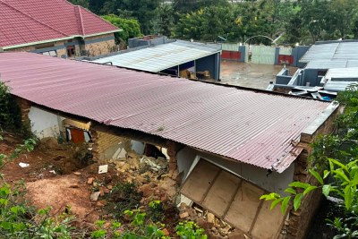Eight houses were affected in Nyarugenge District, 12 in Kicukiro, and seven in Gasabo, with parts of the houses collapsing.