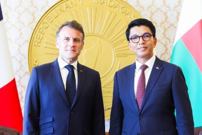 Les présidents Emmanuel Macron et Andry Rajoelina