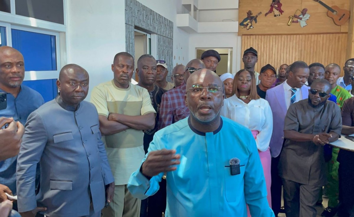 Liberia: Ex-President Weah Arrives At Monrovia City Court docket Ahead of Koffa, Others' Trial thumbnail