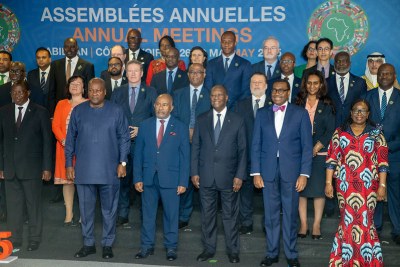 AM2025: Official Family photo