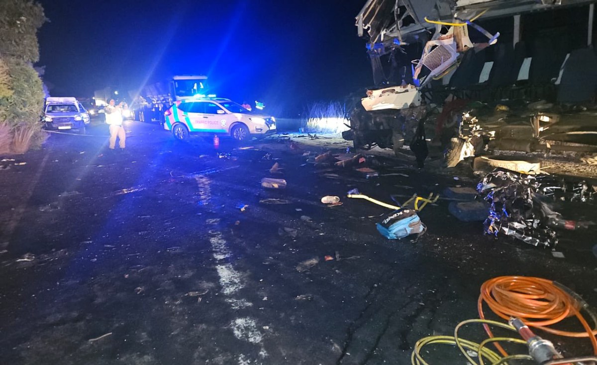 South Africa: 12 Killed in a Bus Accident Near Vryheid - South African News Briefs - June 17, 2025