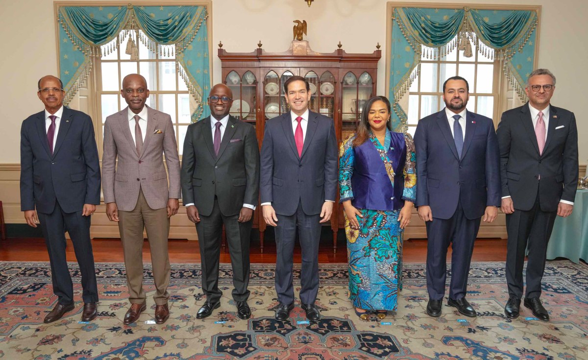 Congo-Kinshasa: Congressional Reaction to Singing of Peace Settlement Between DR Congo and Rwanda thumbnail