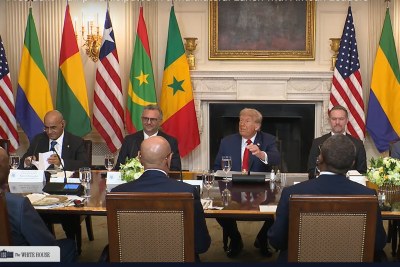 Le président Trump rencontre à la Maison Blanche les dirigeants de la Mauritanie, de la Guinée-Bissao, du Liberia, du Gabon et du Sénégal.