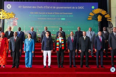 Lors du 45e sommet des chefs d'État et de gouvernement de la SADC, tenu le 17 août 2025 à Antananarivo, Madagascar, plusieurs États membres ont signé des instruments juridiques clés qui font avancer l'intégration régionale, la paix et le développement durable.