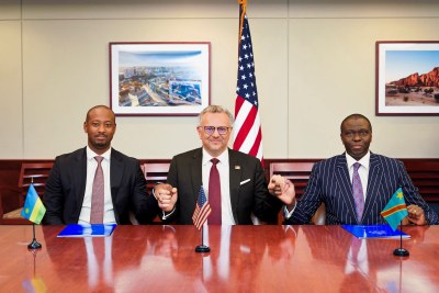Massad Boulos, U.S. Senior Advisor for Africa (center), with representatives from Rwanda (left) and the Democratic Republic of the Congo at the first Joint Oversight Committee meeting on August 1, 2025 in Washington, DC.
