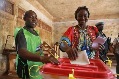 A woman in the Central African Republic votes in the second round of presidential elections on 14 February 2016.