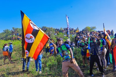 Safari Rally fans in Kenya