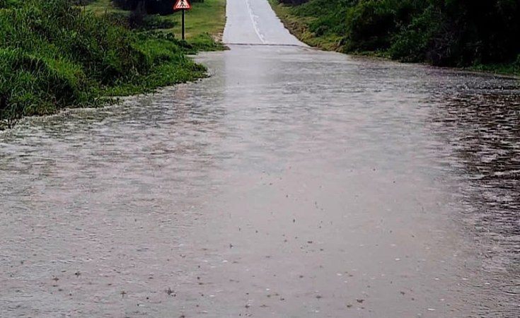 South Africa Rocked by Deadly Storms: Thousands Trapped, Schools Shut Down