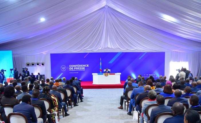 Congo-Kinshasa: HRW appelle les autorités à lever les restrictions sur les libertés publiques au pays
