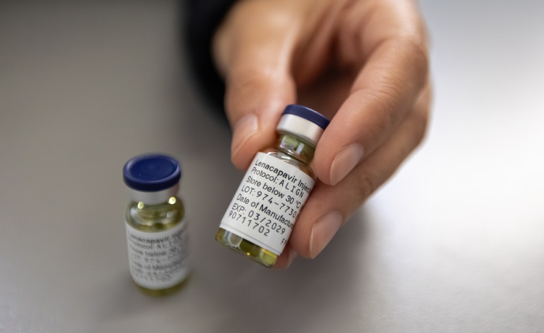 L'injection préventive du VIH tant espérée est enfin là en Afrique du Sud. Maintenant, le plus dur commence.