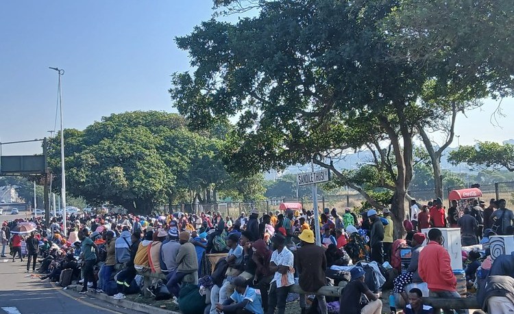 GROUNDUP: Chaos in KZN as immigrants rush to pop-up repatriation sites