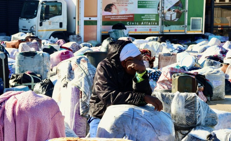 Zimbabwean Migrants in Louis Trichardt Fear Losing Access to Health Services