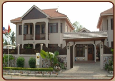Mahogany Lodge