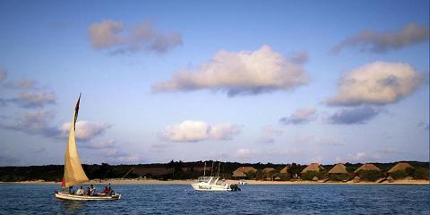 Marlin Lodge Benguera Island