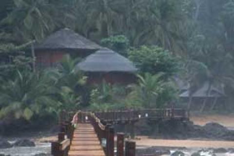 Bom-Bom Island Resort